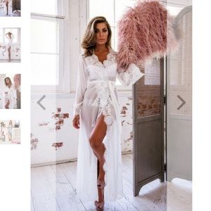 White lace robe